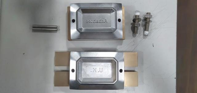 Soap press die assembly